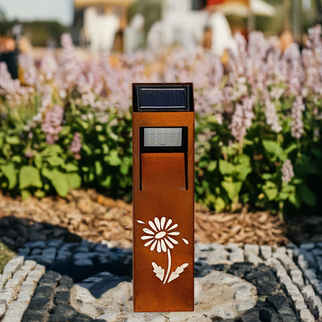 Lámpara de jardin solar oxido natural corten. Baliza o bolardo de exterior con sensor de movimiento. Sin cables. Luz blanco cálido.