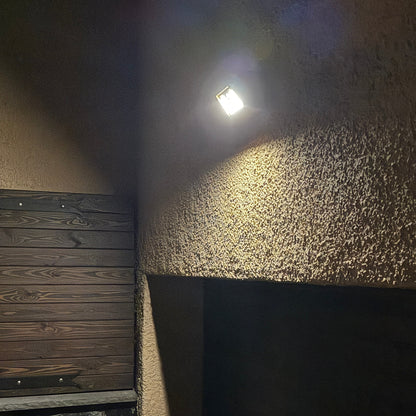 Burriac Mini – Lámpara Solar de Exterior