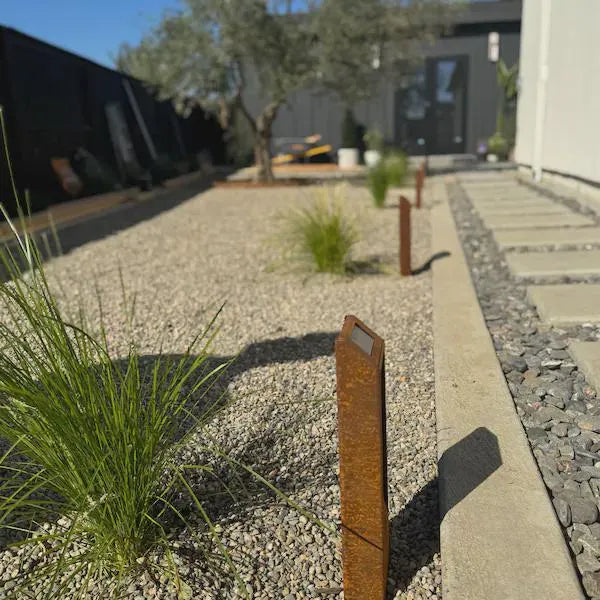 Puigmal Solar Garden Light in Corten Steel – Outdoor Lamp with Motion Sensor (40/60/75 cm)